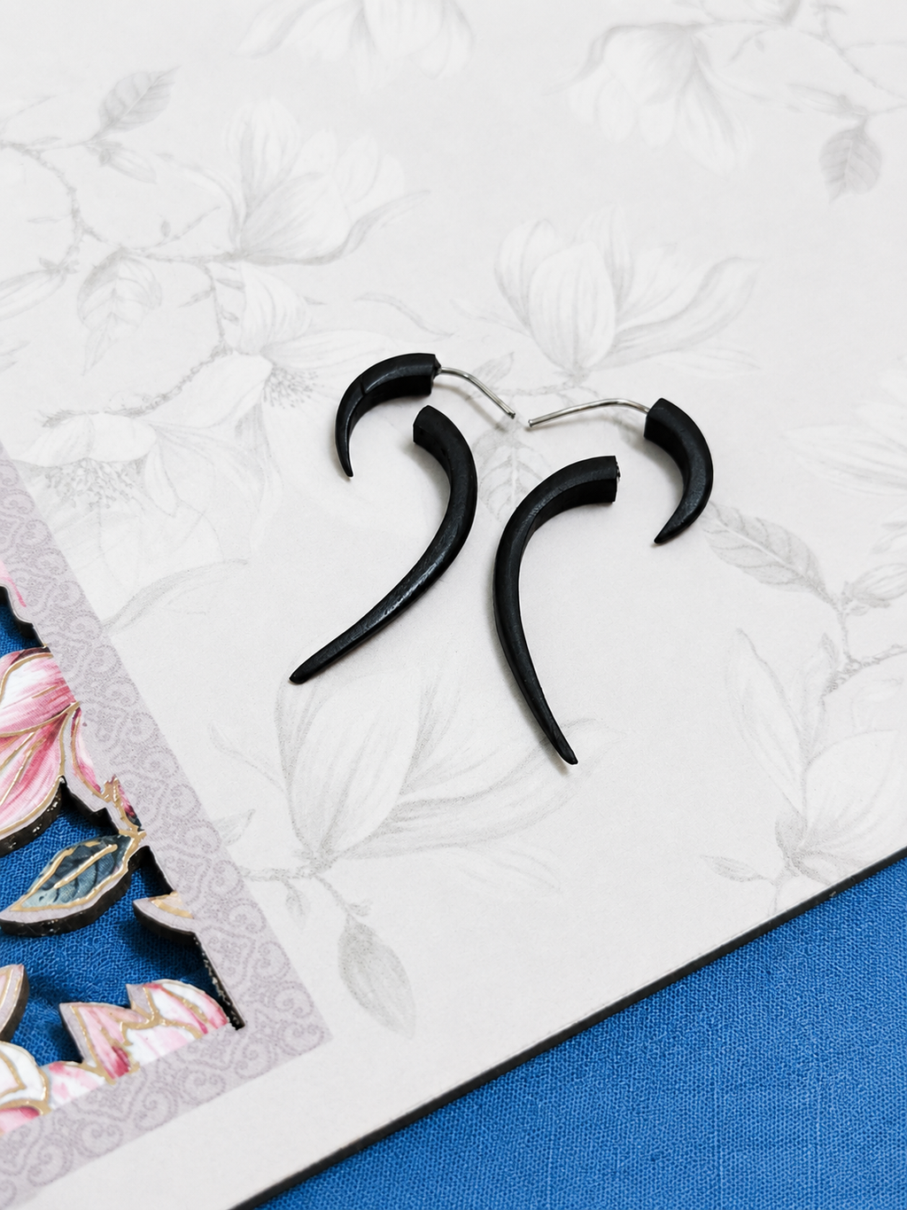 Black Horn Shape Earrings