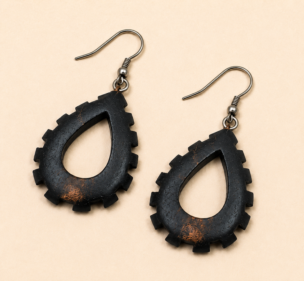 Rustic Teardrop Wooden Earrings – Handcrafted Natural Jewelry